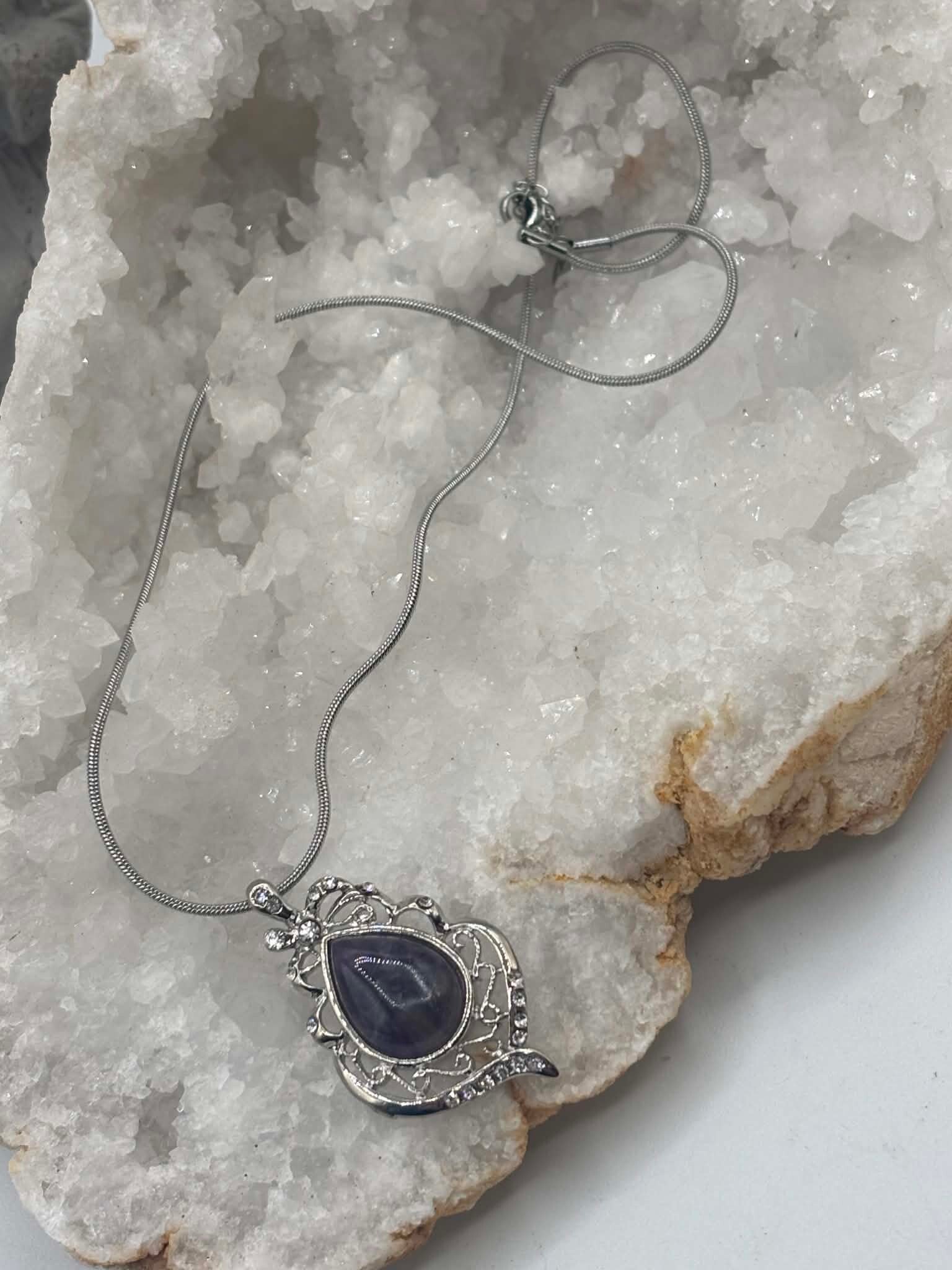 Collier en améthyste