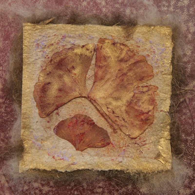 verkocht handgeschept papier met ginkgoblad