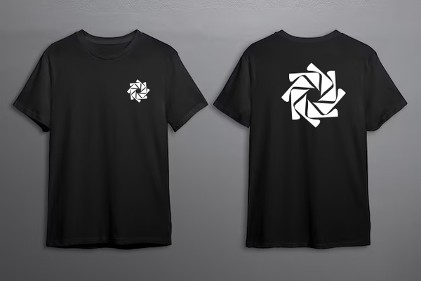 Franelas Corporativas con Logo en Insignia y Estampado Trasero