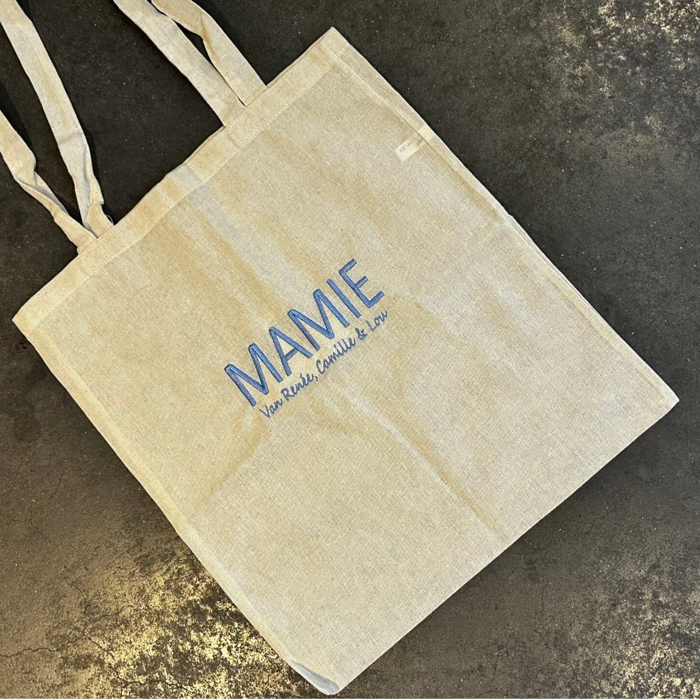 Tote bag