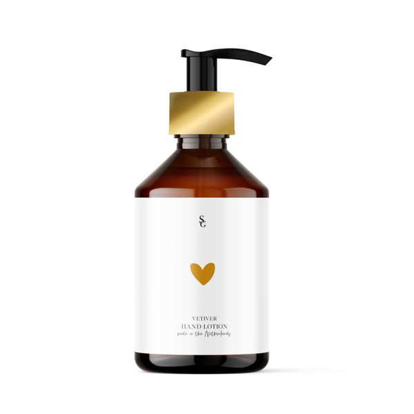 Handlotion | A lovely heart