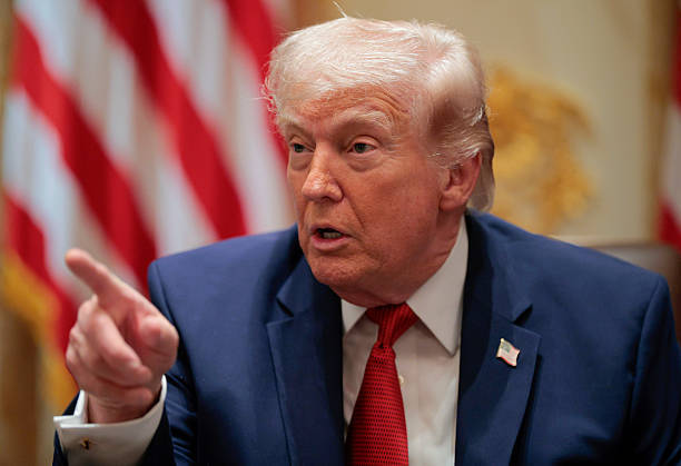 Trump critique l’OTAN et juge l’adhésion des États-Unis « hors de question »