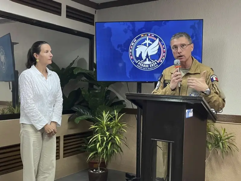 LA FRANCE RENOUVELLE SON ENGAGEMENT POUR LA LIBERTÉ DE NAVIGATION EN DÉMONTRANT SA PUISSANCE AÉRIENNE AUX PHILIPPINES