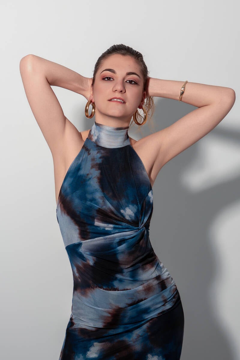 book-anta-xrysa_-2086-edit-standard.jpg