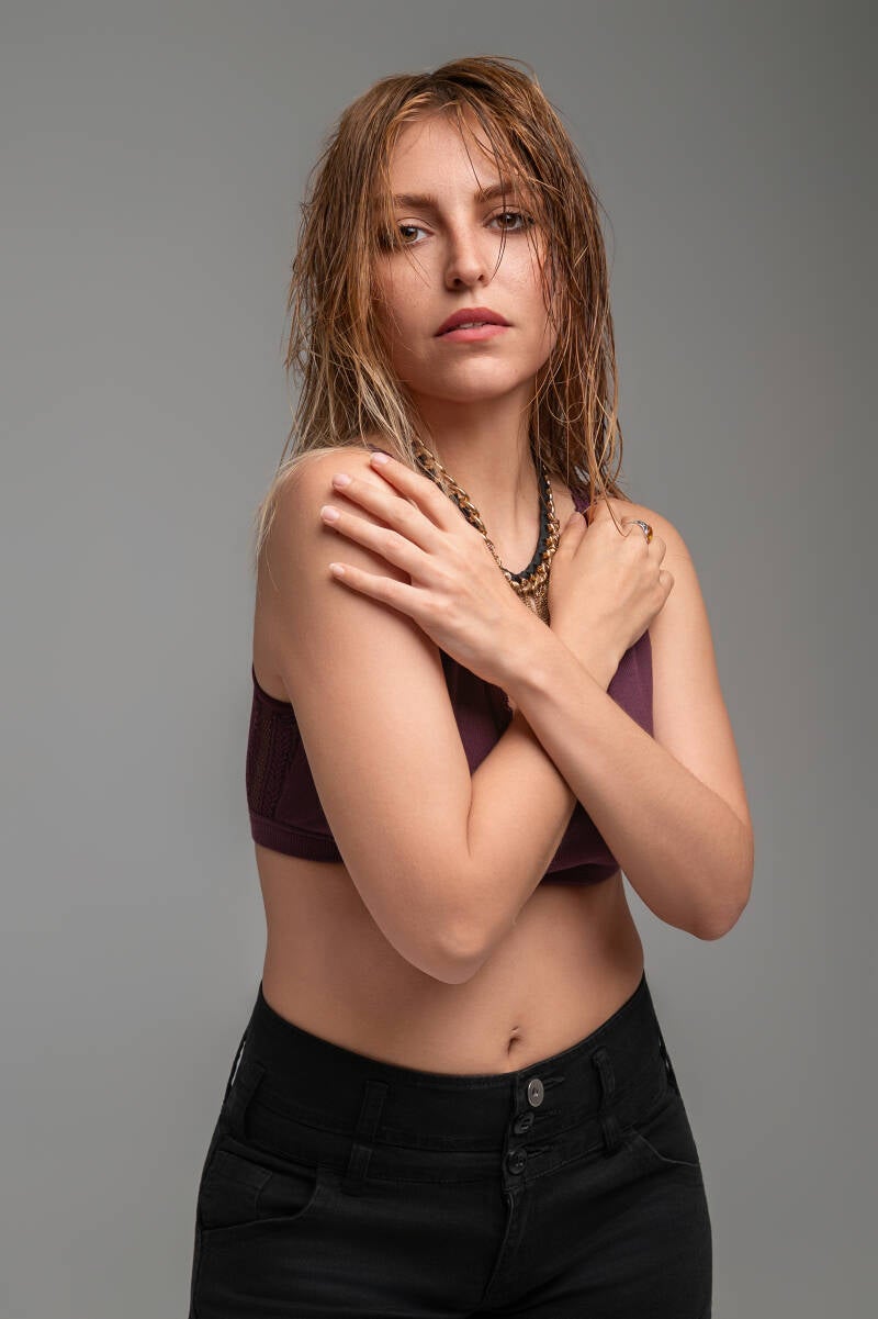 book-konstantina-13-6-26-9347-edit-standard.jpg