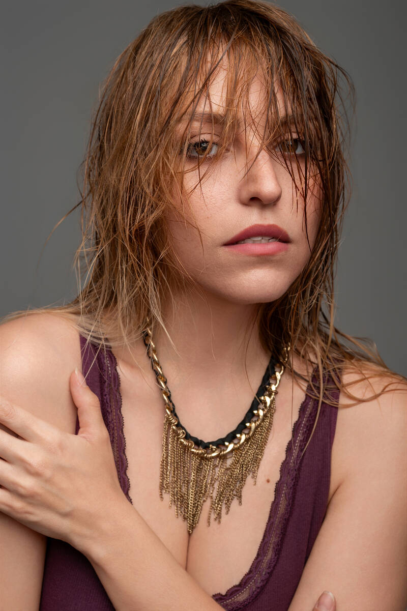book-konstantina-13-6-26-9397-edit-standard.jpg