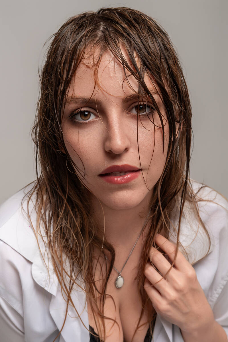 book-konstantina-13-6-26-9709-edit-standard.jpg