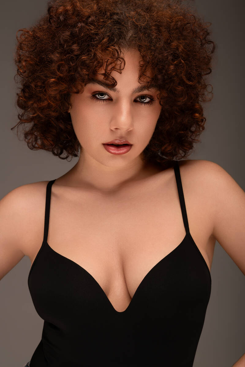 zina-ioanna-myk_-7859-edit-standard.jpg