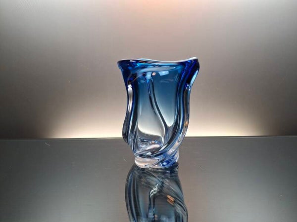 Val Saint Lambert clear – blue crystal vase “Conque”