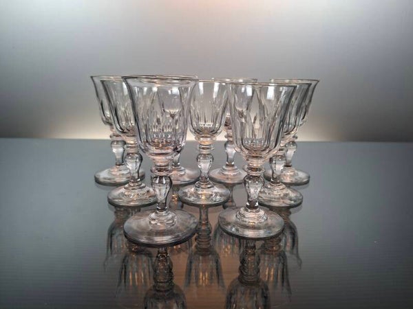 9 antique crystal liqueur glasses “Baccarat - Tulip ”