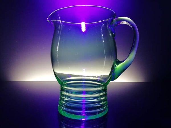 Uranium green pouring jug