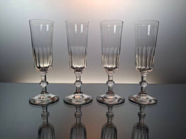 4 antique champagne glasses “Baccarat - Cylindrique – Petites Côtes creuses”