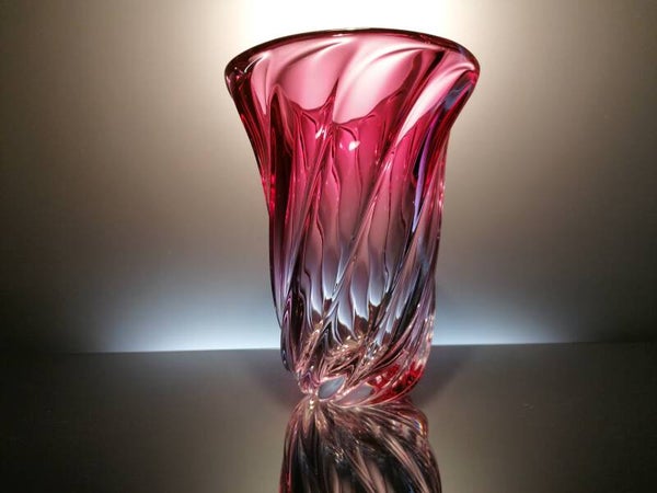 Val Saint Lambert clear – purple crystal vase “Torsade”