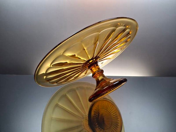 Belgian amber colored glass Art Deco pastery dish on foot "Verrerie de Scailmont".