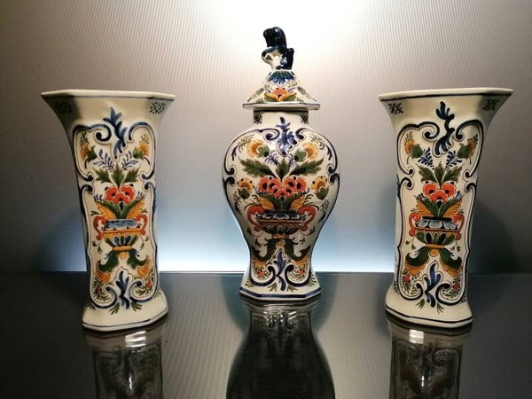 Antique Dutch pottery vases ‘Porseleinen Fles Delft”