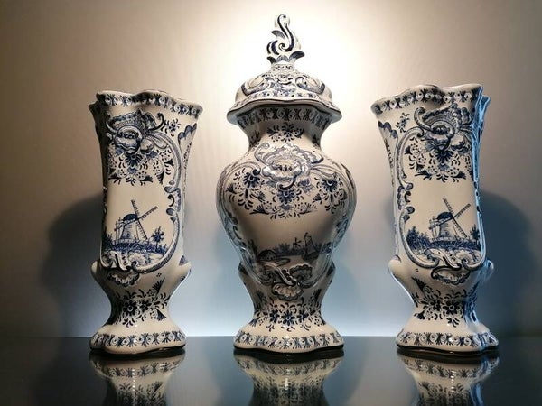 Antique Dutch pottery vases ‘Petrus Regout”