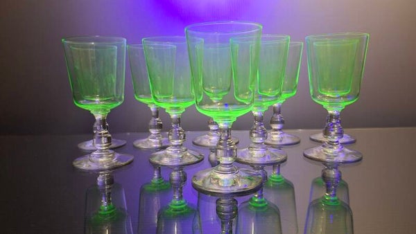 10 uranium wine/port glasses Val Saint Lambert "Courbet"