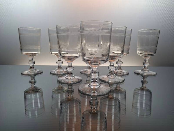 8 antique port/wine glasses “Baccarat - Cylindrique – Filets”