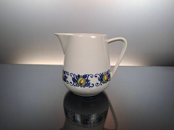 Vitro porcelain Milk jug Villeroy & Boch "Cadiz" number 3