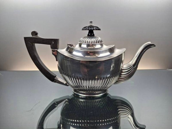 Silver-plated tea pot “Sheffield England".