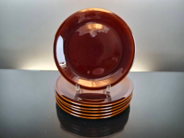 6 vintage Boch Frères Ceramic dessert plates.