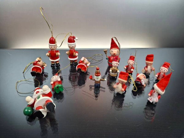 15 German, vintage wooden Christmas tree decorations (Erzgebirge)