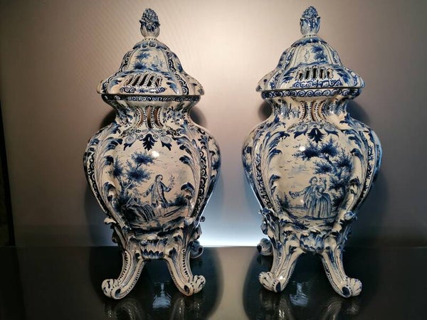19th century pot pourri vases “Delft”