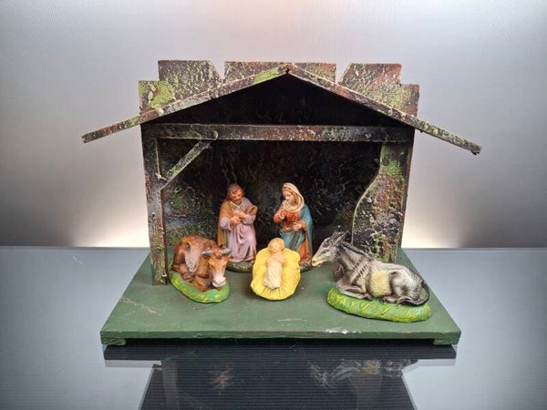 Italian Wooden nativity scene with figures