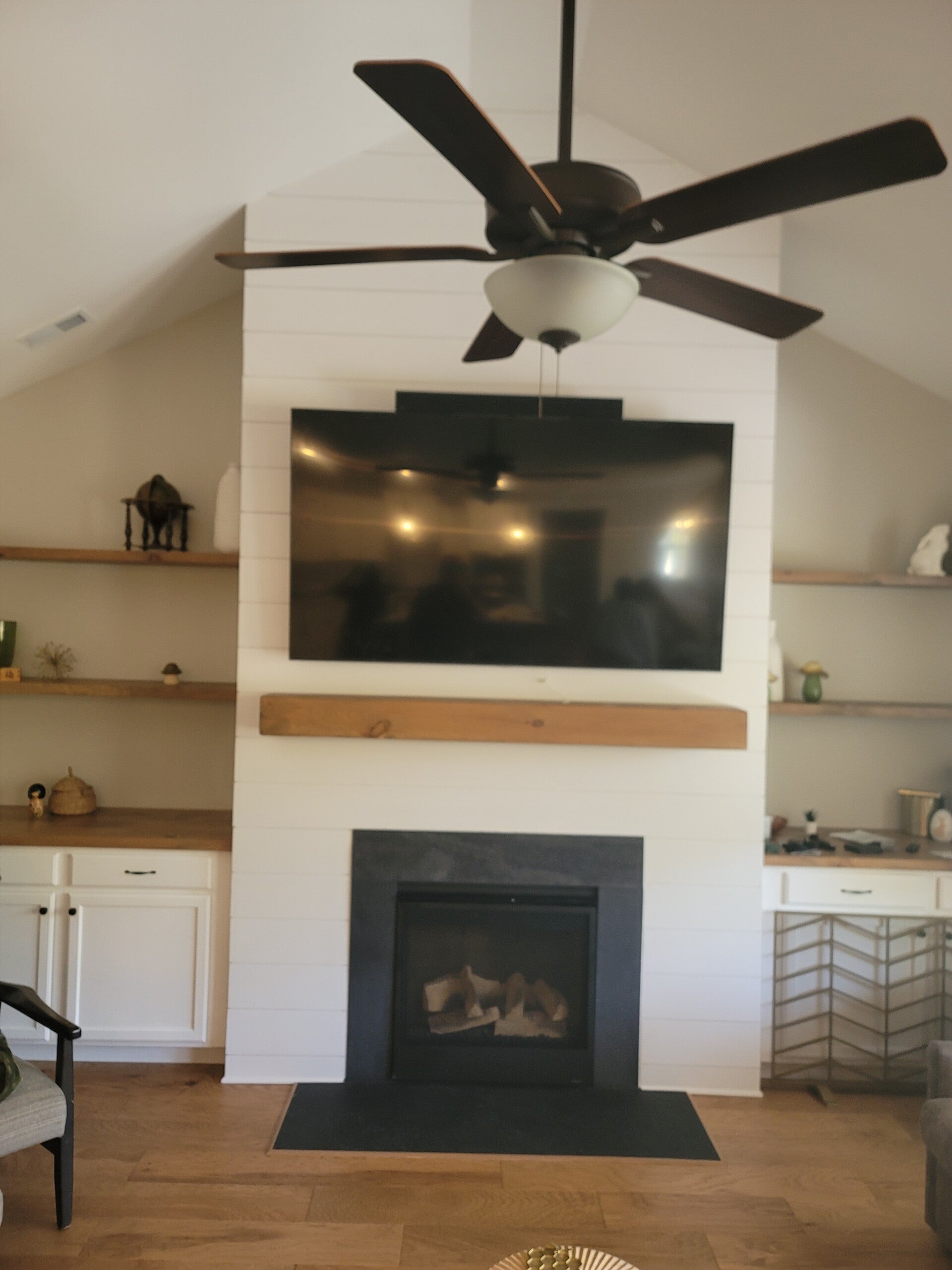 TV Mounting Service in Greenville SC