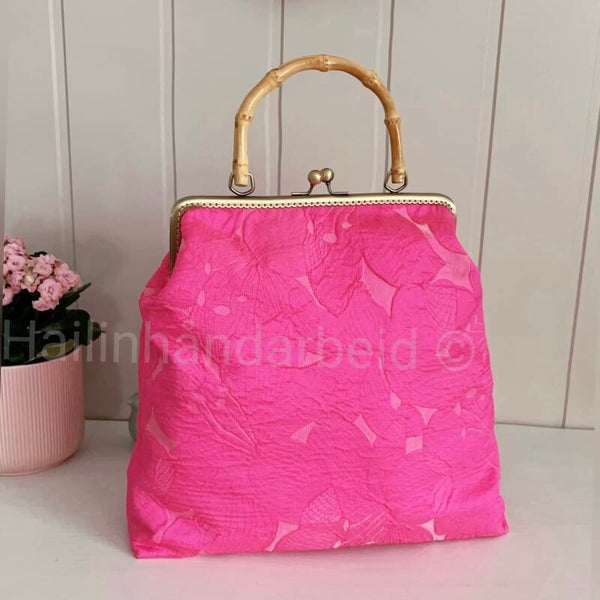 Occasion bag med bambushåndtak i romantisk rosa