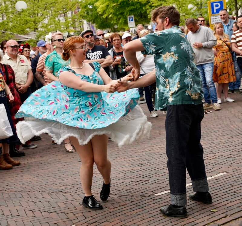Dancing 