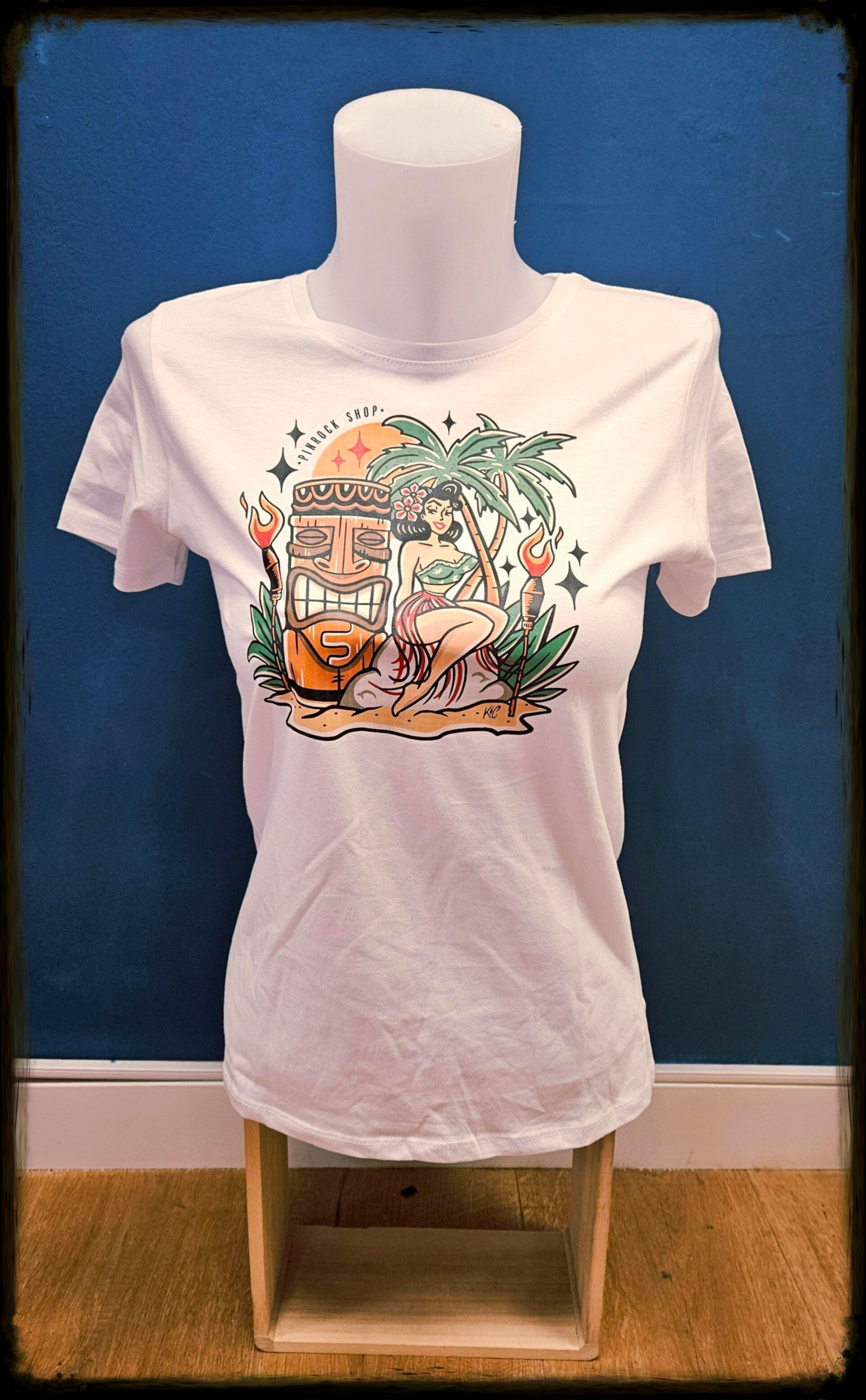 Tiki Party top - Pinrock