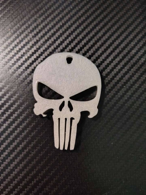 punisher skull keychain