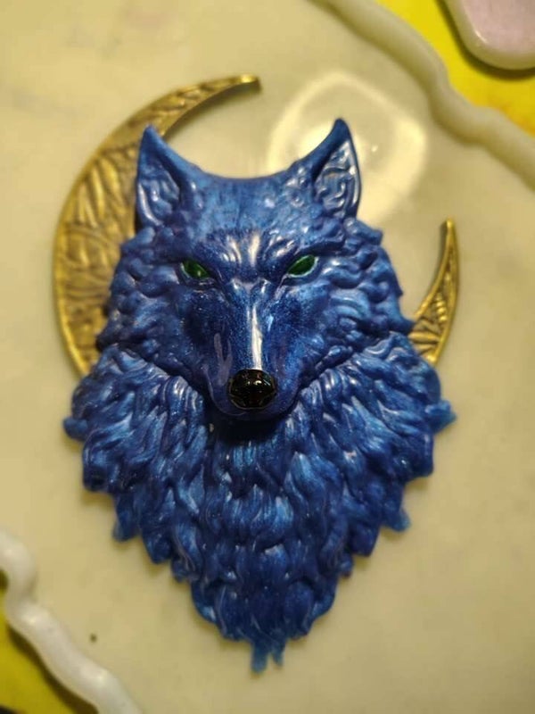 wolf n moon