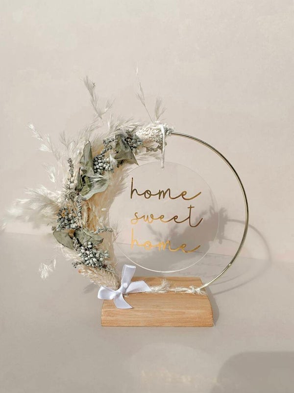 Sage pampass on hoop stand