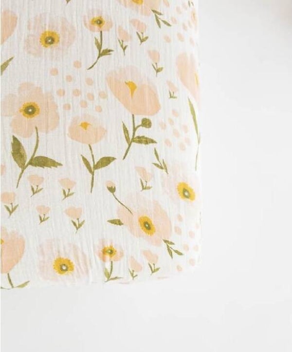 Blush bloom cot sheet