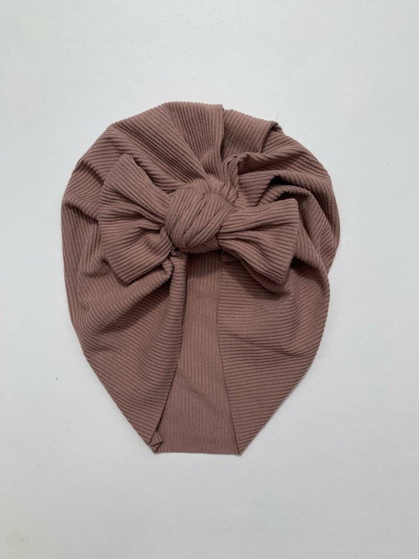 Mauve ribbed bow turban