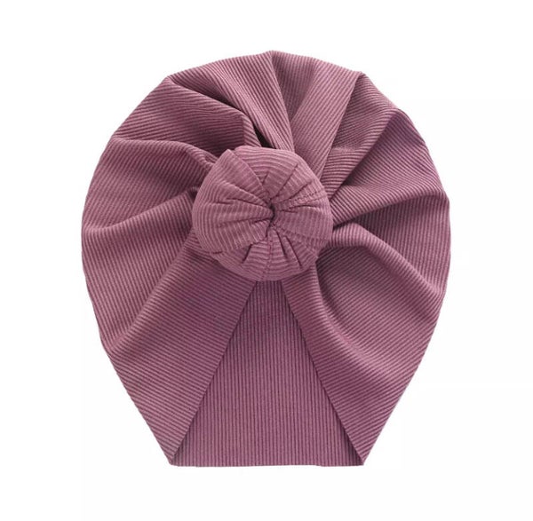 Purple ribbed doughnut turban