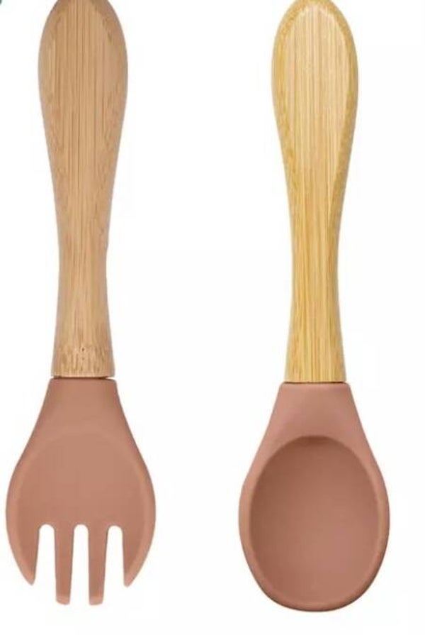 Tan fork and spoon set