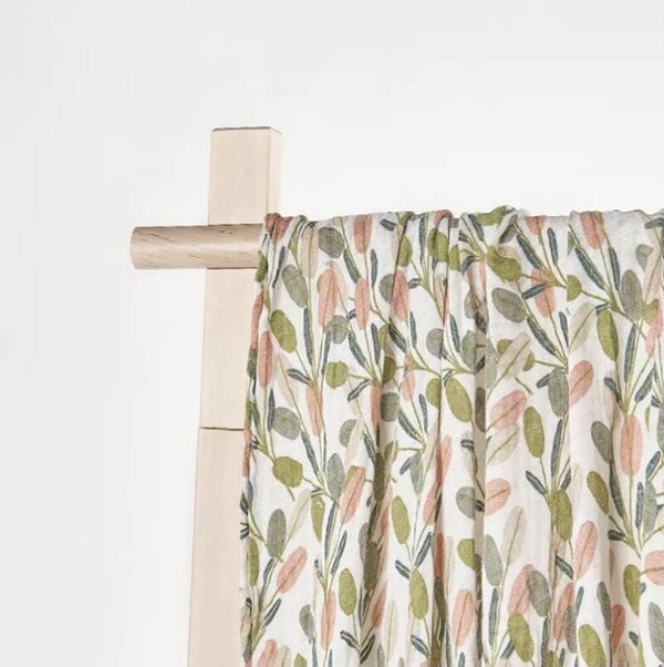 Pastel leaf muslin