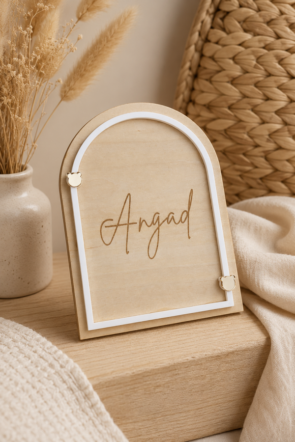 Wooden arch with mini teddy detail