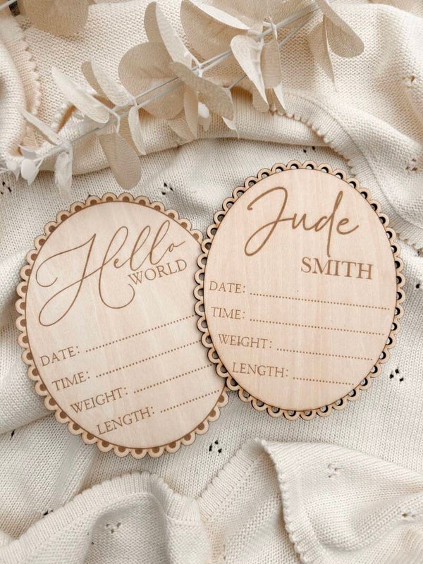 Write your own wooden scalloped birth plaque