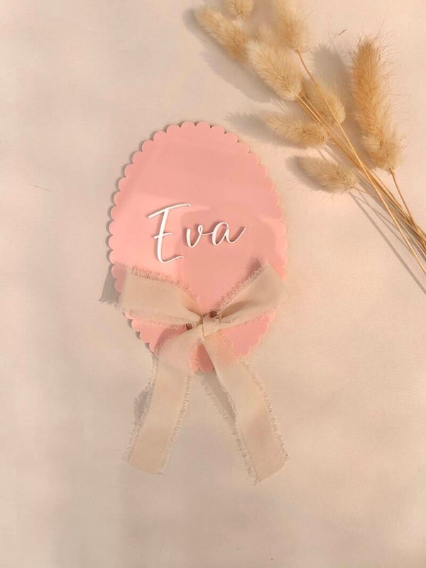 Petal edge scallop bow disk