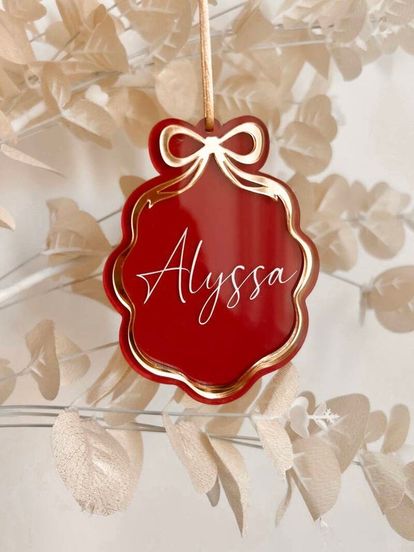 The elegance bow bauble