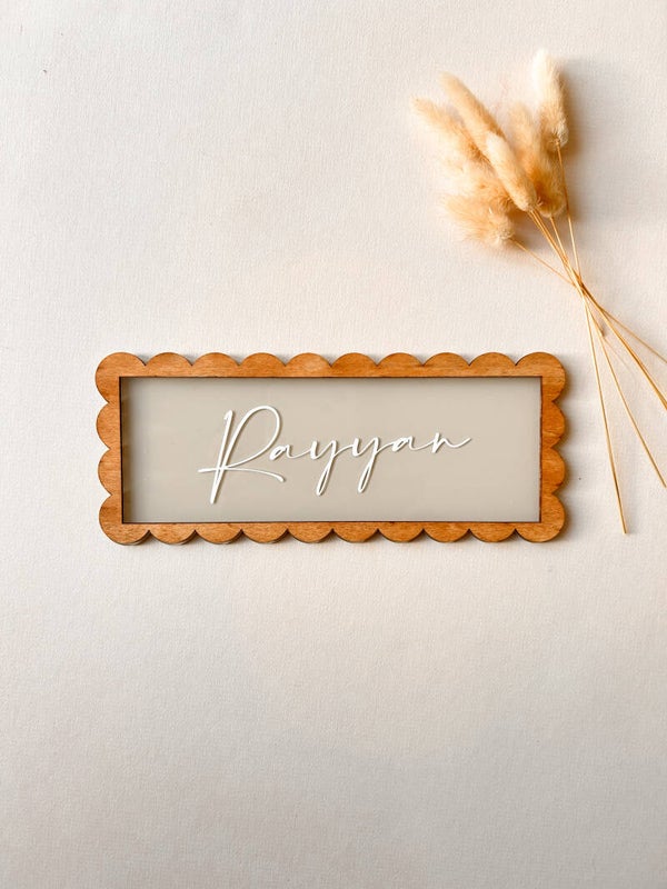 Vintage rectangle scallop