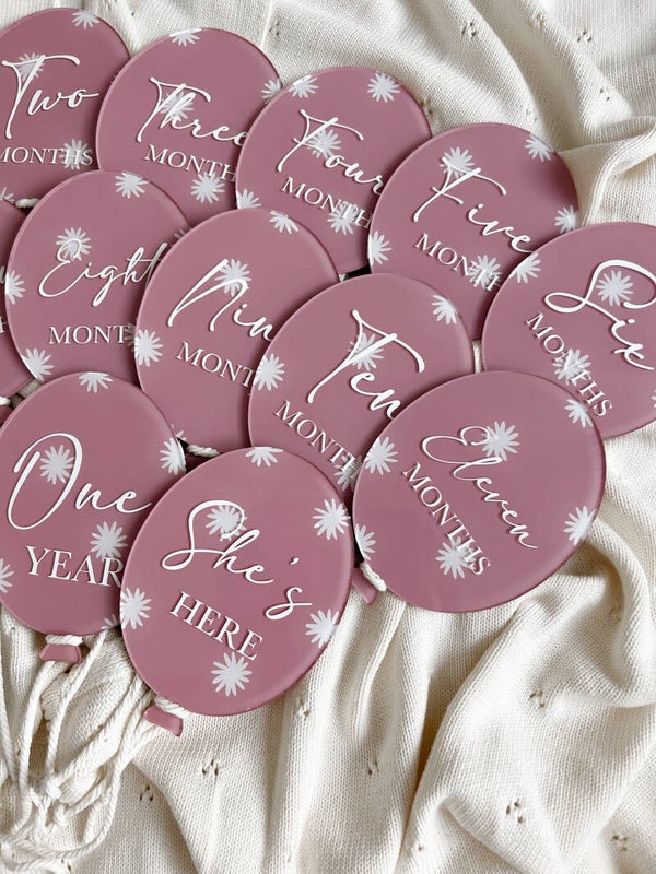 Daisy balloon milestone set