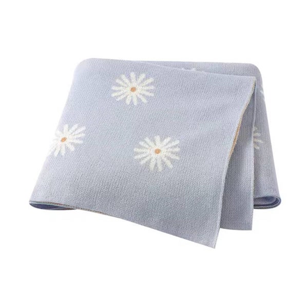 Dusty blue daisy blanket