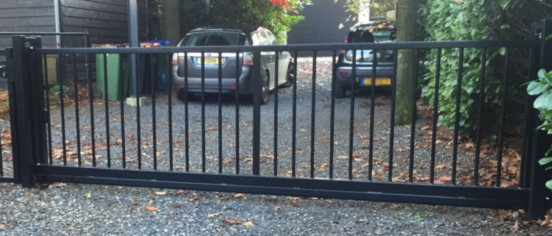 Schuifpoort-vrijdragend-Vesta