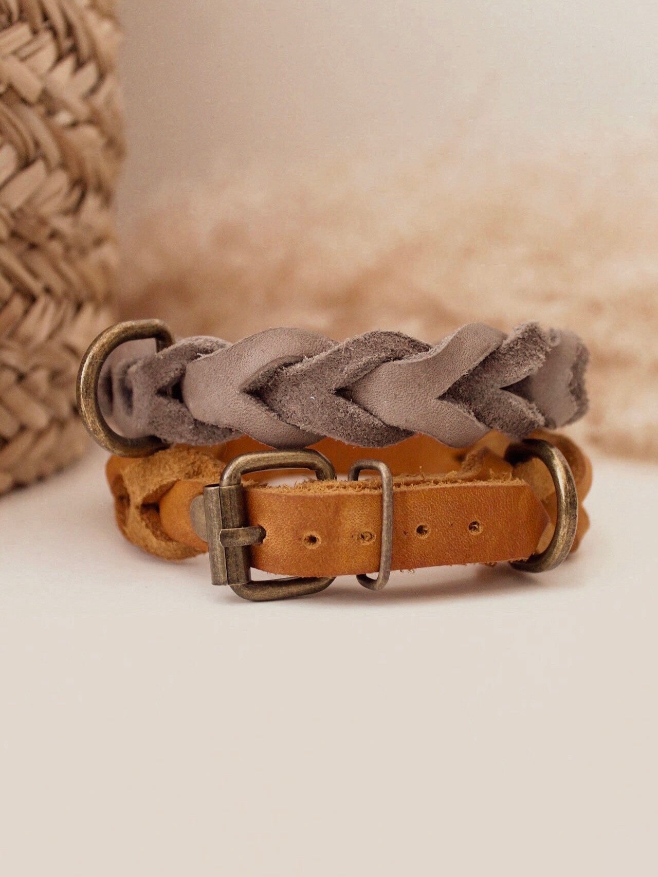 vetleren halsbanden. uniek, persoonlijk, stijlvol, trendy en tijdloos. Handgemaakt met oog voor vakmanschap voor jouw en je hond