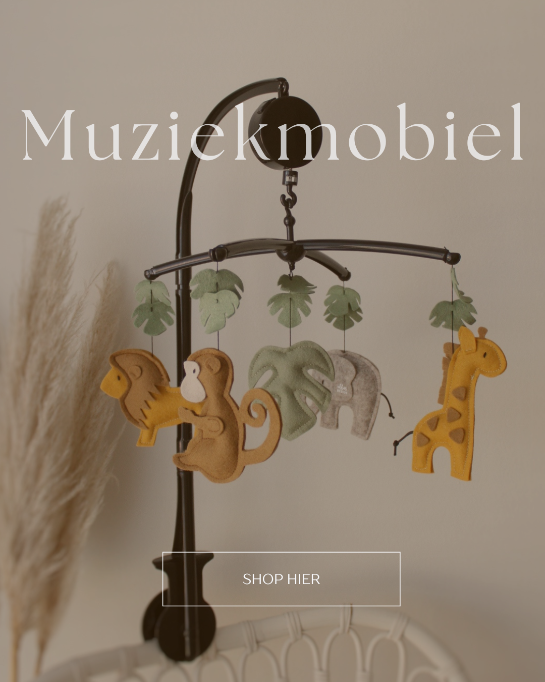 Muziekmobielen en losse setjes hangers. diverse thema´s passend in elke babykamer en woonkamer. Boven ledikant of box.